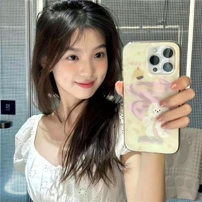 三个摩登女性